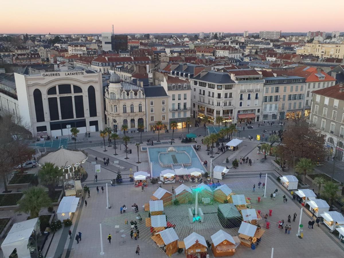 Ultra Centre - Certainement La Plus Belle Vue De Pau Dış mekan fotoğraf